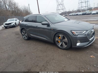 AUDI E-TRON 2019