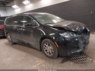 CHRYSLER VOYAGER 2024