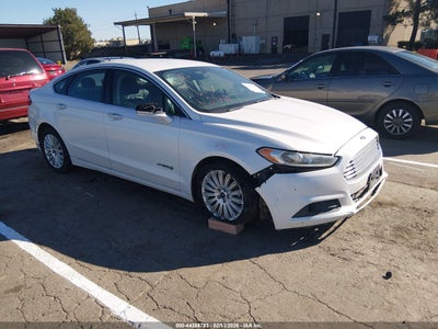 FORD FUSION HYBRID 2016