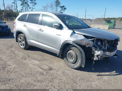 TOYOTA HIGHLANDER HYBRID 2015