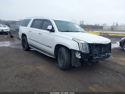 CADILLAC ESCALADE ESV 2018