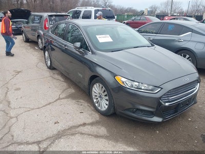 FORD FUSION ENERGI 2016