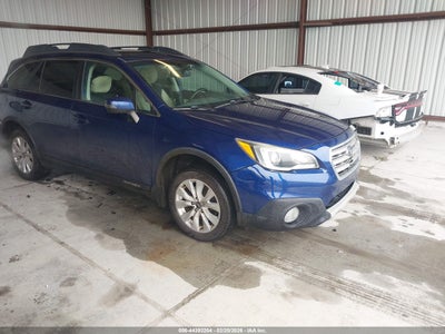 SUBARU OUTBACK 2015