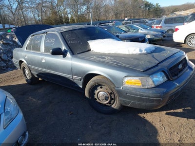 FORD CROWN VICTORIA 2008