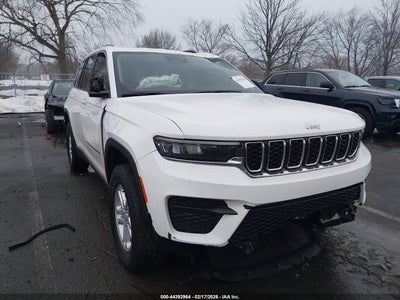 JEEP GRAND CHEROKEE 2024