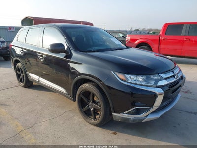 MITSUBISHI OUTLANDER 2016