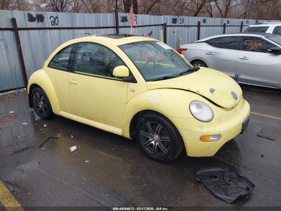 VOLKSWAGEN NEW BEETLE 2000