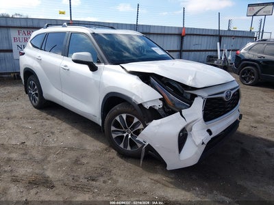 TOYOTA HIGHLANDER HYBRID 2024