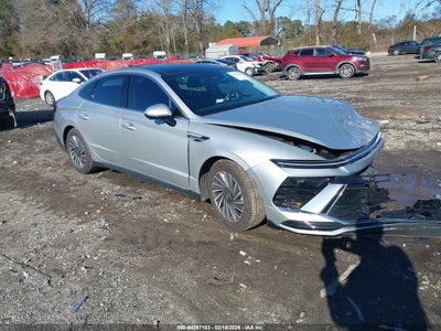 HYUNDAI SONATA HYBRID 2025