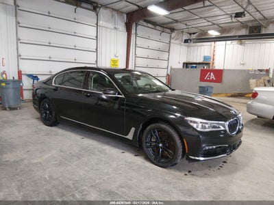 BMW 750I 2016