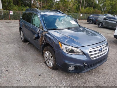 SUBARU OUTBACK 2015