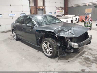 AUDI A4 2020