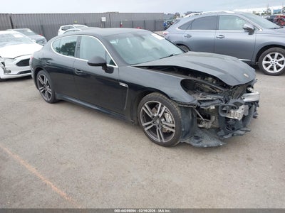 PORSCHE PANAMERA 2010