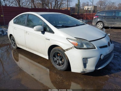 TOYOTA PRIUS 2014