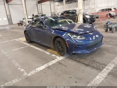 TOYOTA GR86 2023