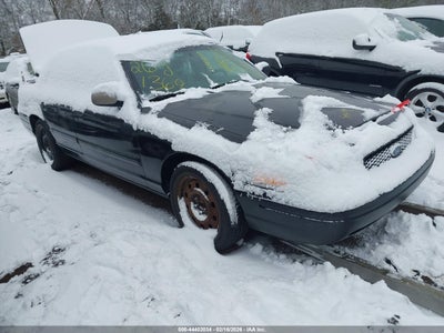 FORD CROWN VICTORIA 2011