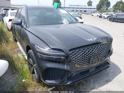 GENESIS GV70 2025