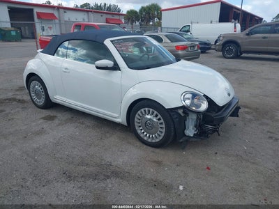 VOLKSWAGEN BEETLE 2016