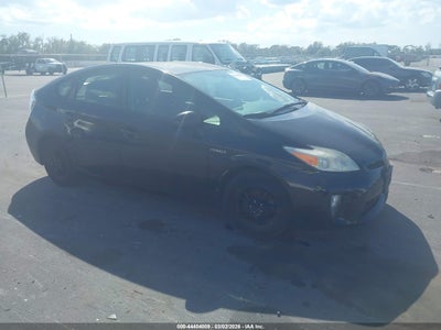 TOYOTA PRIUS 2013