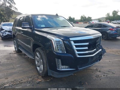 CADILLAC ESCALADE 2017