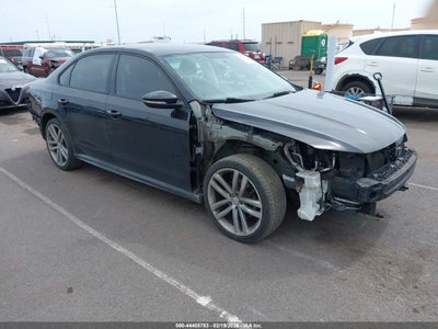VOLKSWAGEN PASSAT 2018
