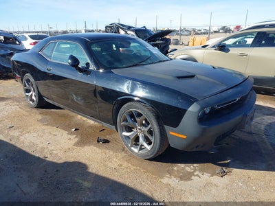 DODGE CHALLENGER 2016
