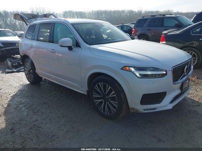 VOLVO XC90 2021