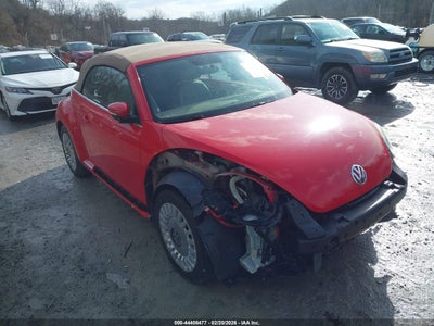 VOLKSWAGEN BEETLE 2014