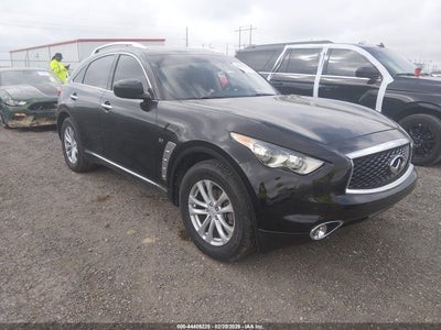 INFINITI QX70 2017