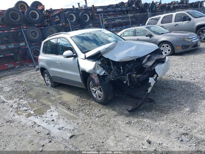VOLKSWAGEN TIGUAN 2016