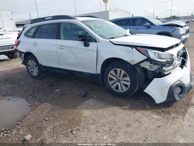 SUBARU OUTBACK 2019