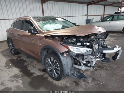INFINITI QX30 2018
