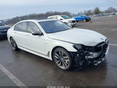 BMW M760I 2019