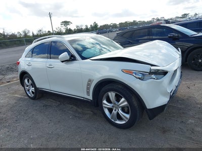 INFINITI FX35 2011