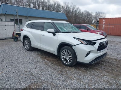 TOYOTA HIGHLANDER 2023