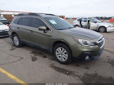 SUBARU OUTBACK 2019