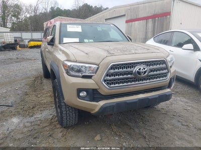 TOYOTA TACOMA 2017