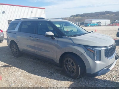 KIA CARNIVAL MPV HYBRID 2025