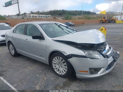 FORD FUSION HYBRID 2010