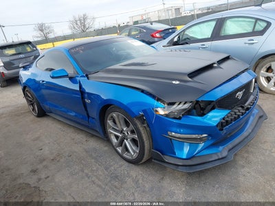 FORD MUSTANG 2019