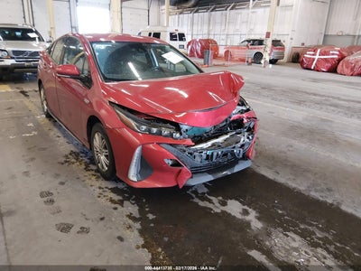 TOYOTA PRIUS PRIME 2017