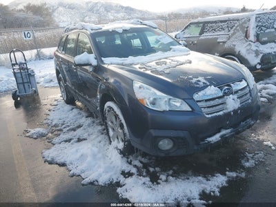 SUBARU OUTBACK 2014