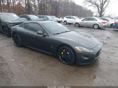 MASERATI GRANTURISMO 2011