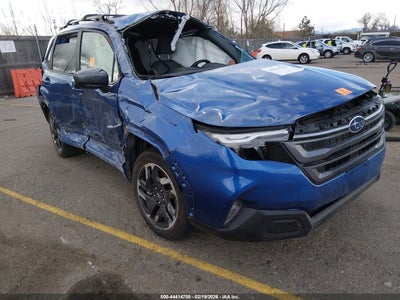 SUBARU FORESTER 2025