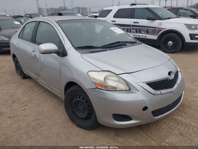 TOYOTA YARIS 2012
