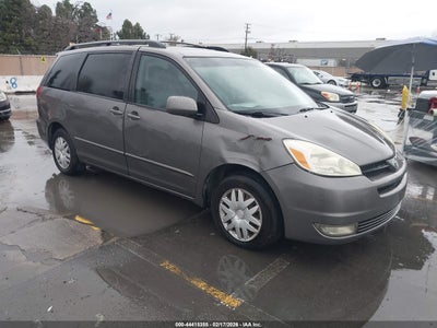 TOYOTA SIENNA 2004