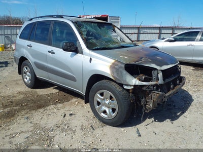 TOYOTA RAV4 2005