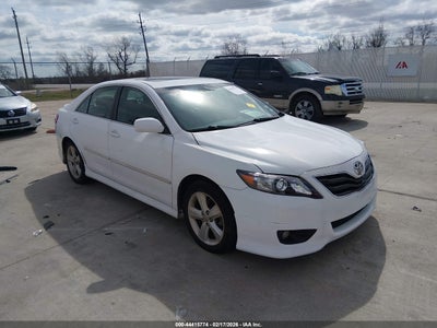 TOYOTA CAMRY 2011