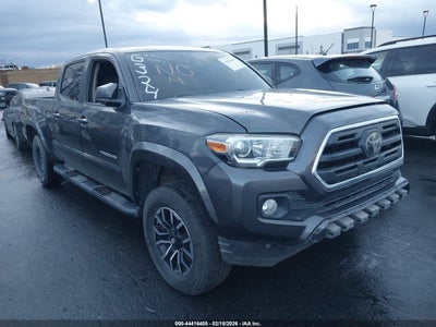 TOYOTA TACOMA 2018