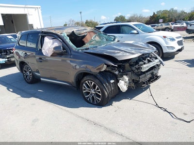 MITSUBISHI OUTLANDER 2017